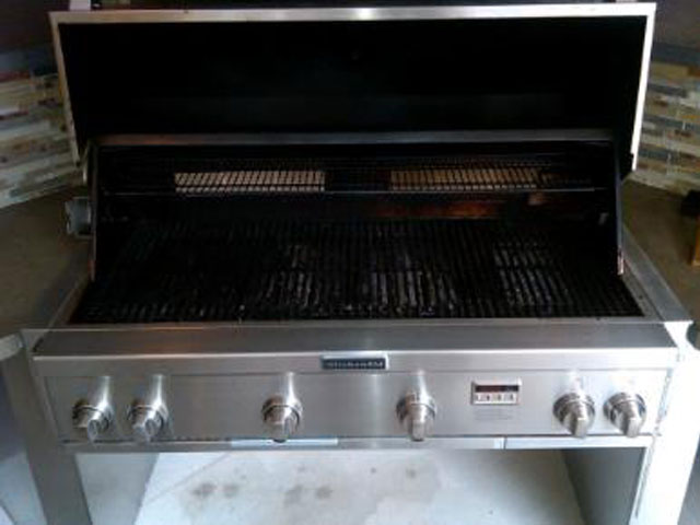 https://www.sparklegrill.com/bbqcleaning/wp-content/gallery/nj-bergen-county/gallery-grills2.jpg